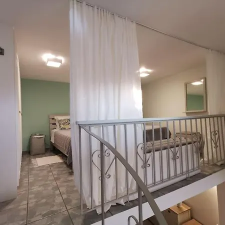 The Minty Door Boutique House Дом отдыха Науса