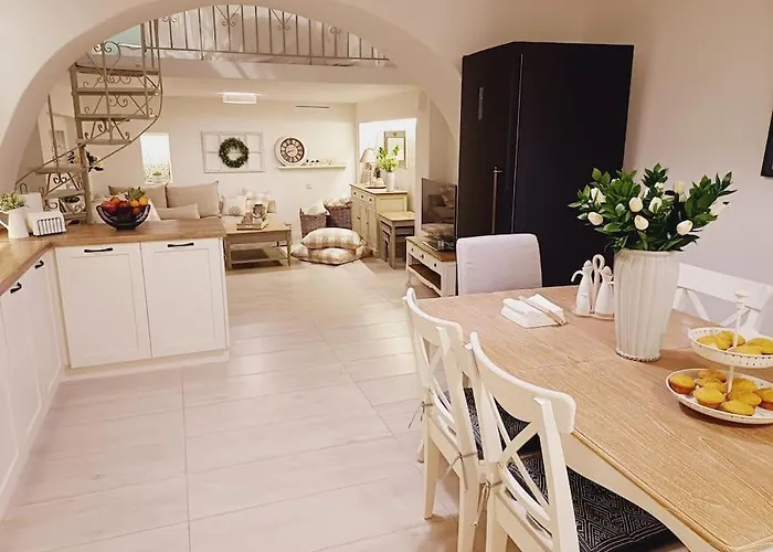 The Minty Door Boutique House Semesterbostad Naousa